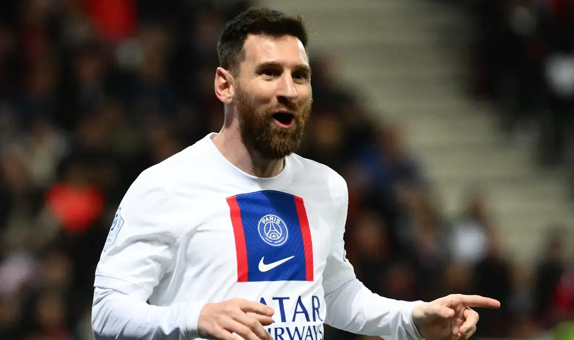 今晨拉齐奥调整名单以备社区盾，强势反弹环节打磨，信心回归，阵容厚度经受考验的简单介绍