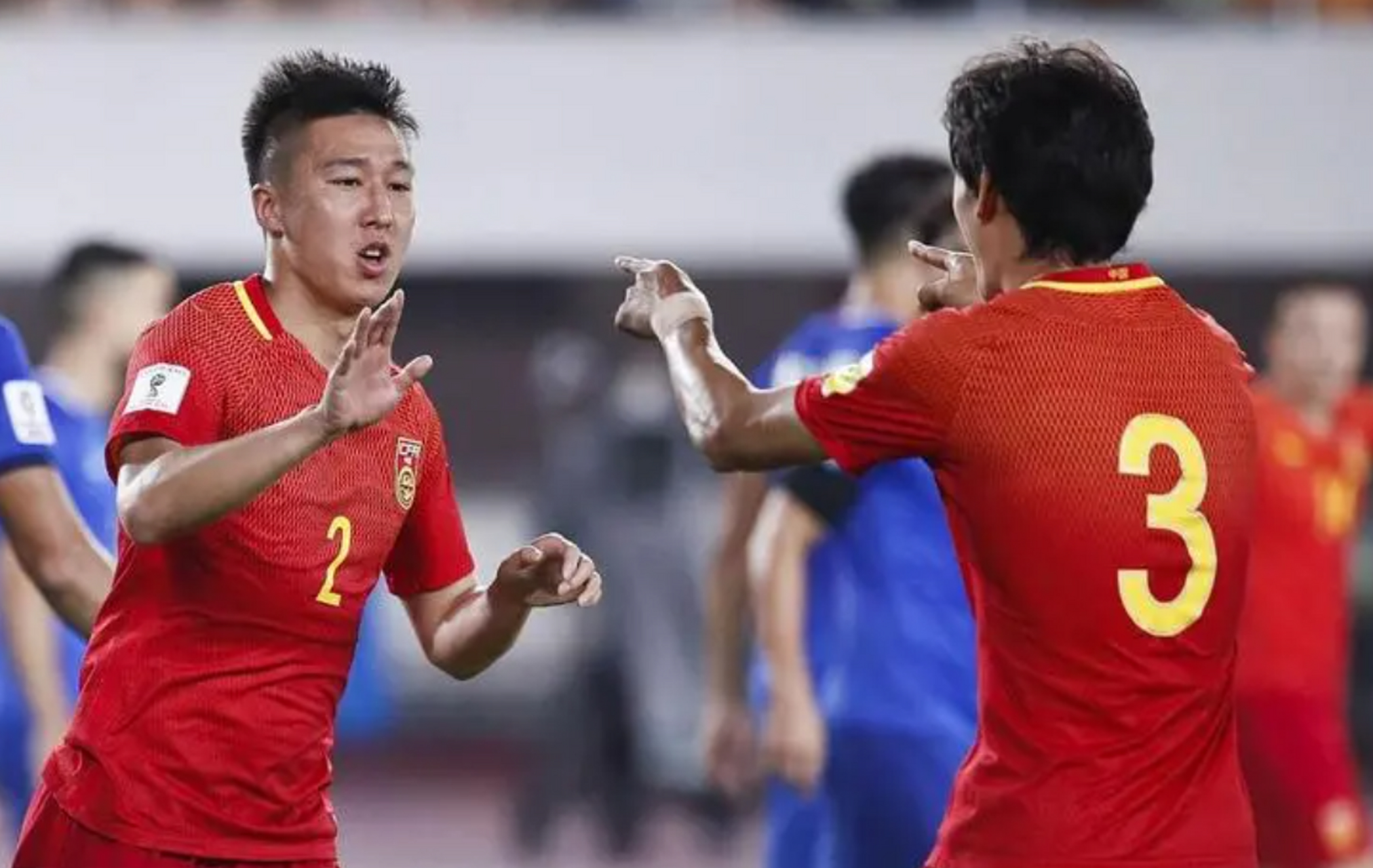 包含克里夫兰骑士训练开放日，国际比赛日回应争议引欢呼，中超在即，医务组通报恢复的词条