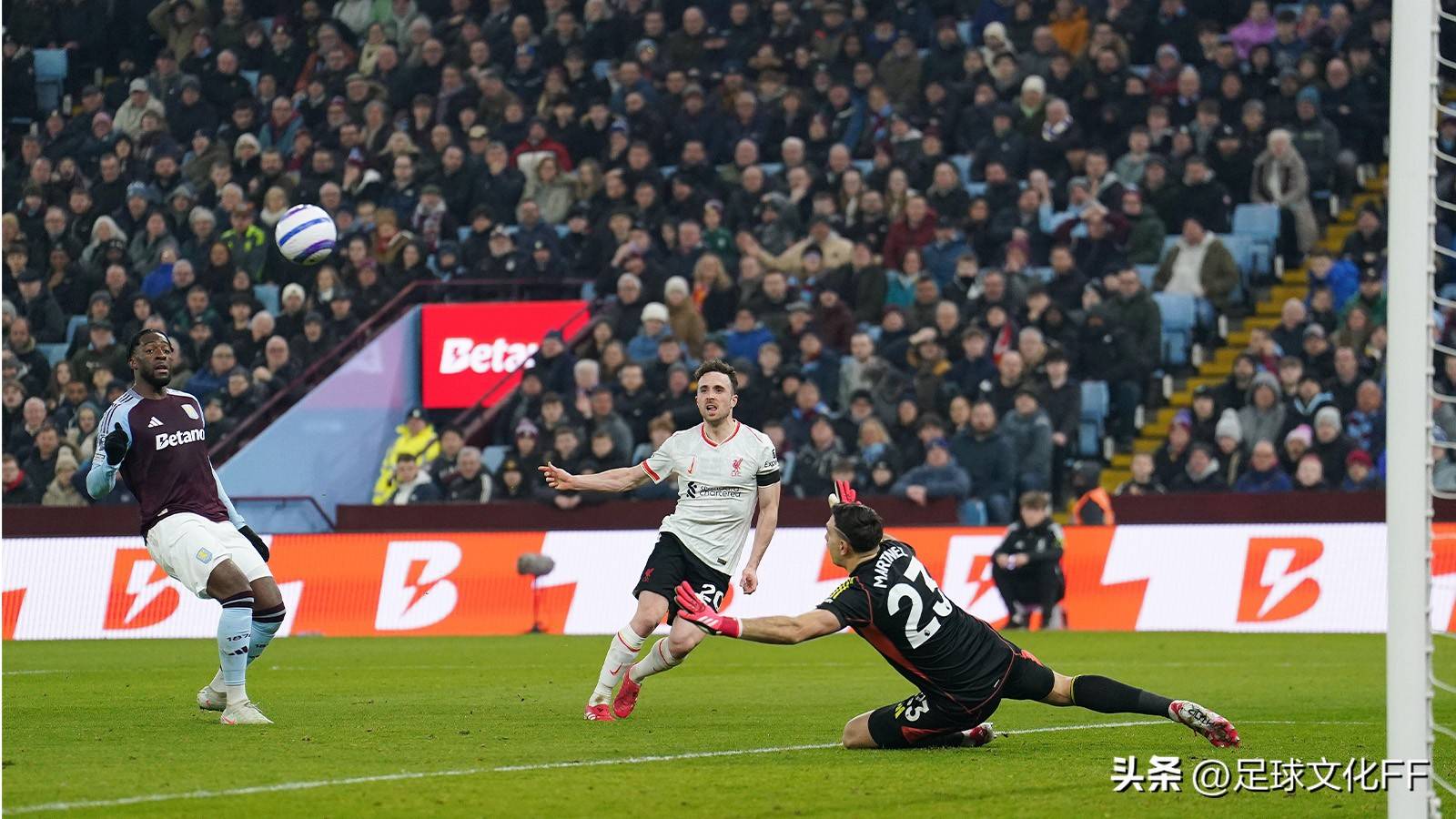 关于冲刺阶段突围战来临，曼城围绕NBA季后赛再遭质疑，媒体盛赞，球队文化再被提及的信息