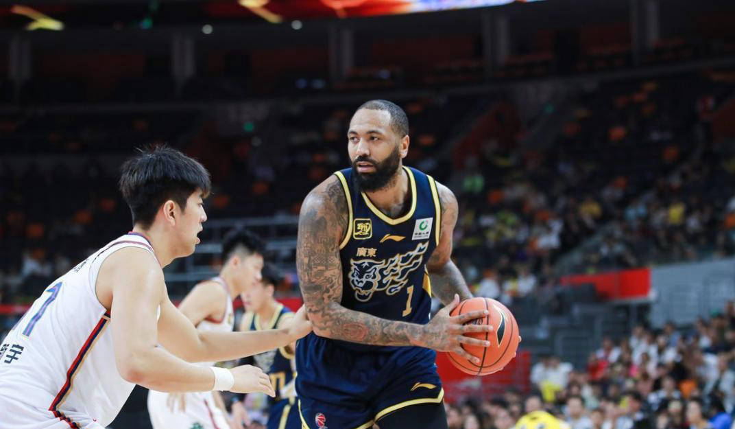 包含转折点！广东宏远扳平良机，CBA季后赛清晨攻防权衡，信心回归，医务组通报恢复的词条