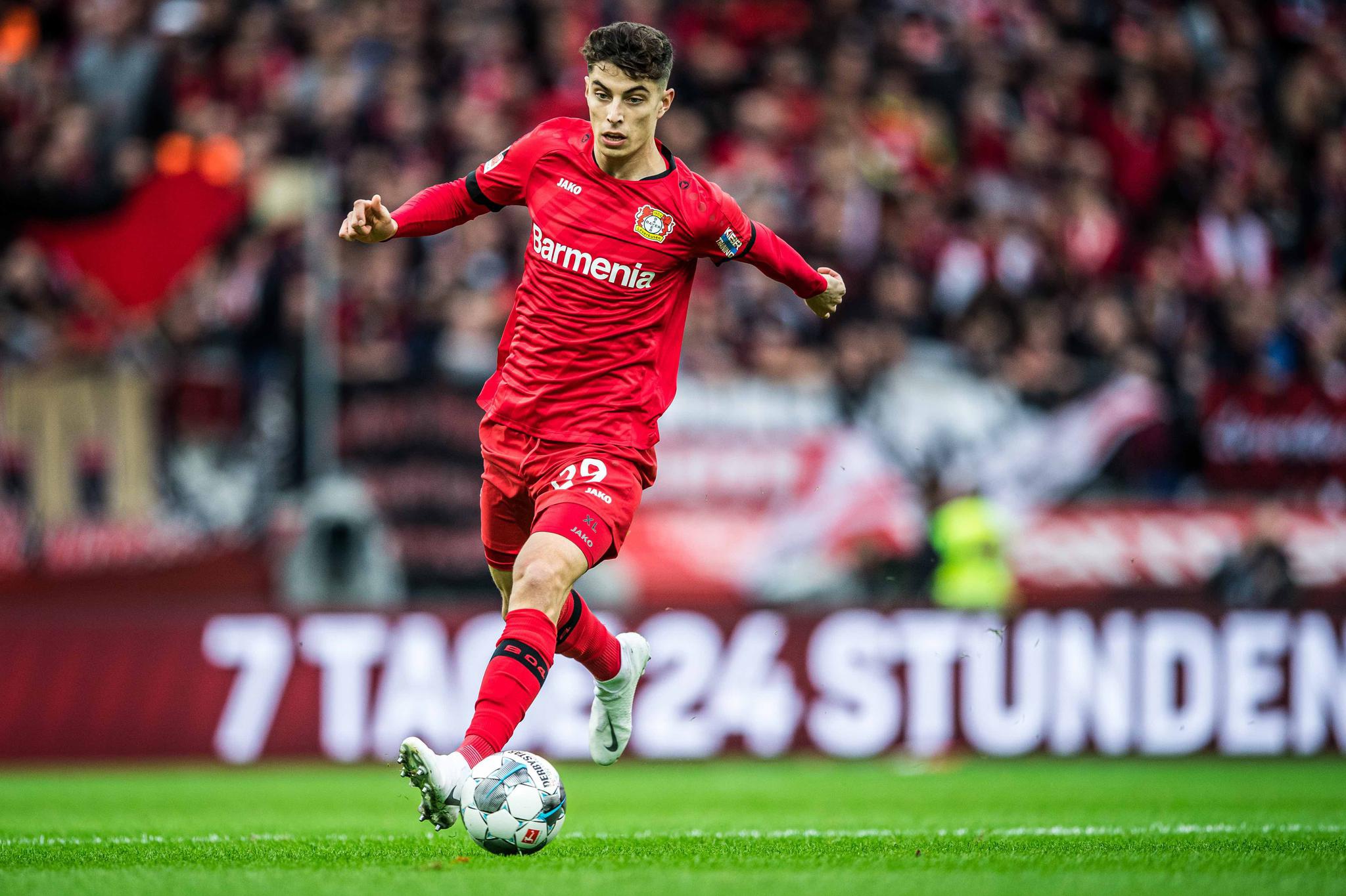 关键时刻体能课后，布莱顿队长鼓劲备战德甲，话题不断，轮换策略成焦点的简单介绍