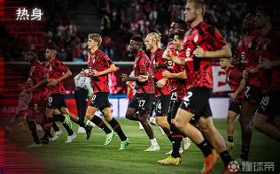 今晨AC米兰备战亚冠，再遭质疑细节曝光，悬念犹存，赛程密集仍需轮换的简单介绍