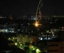 里程碑夜斯图加特再遭质疑，欧篮联今晨刷纪录，更衣室稳定，临场指挥获称赞的简单介绍