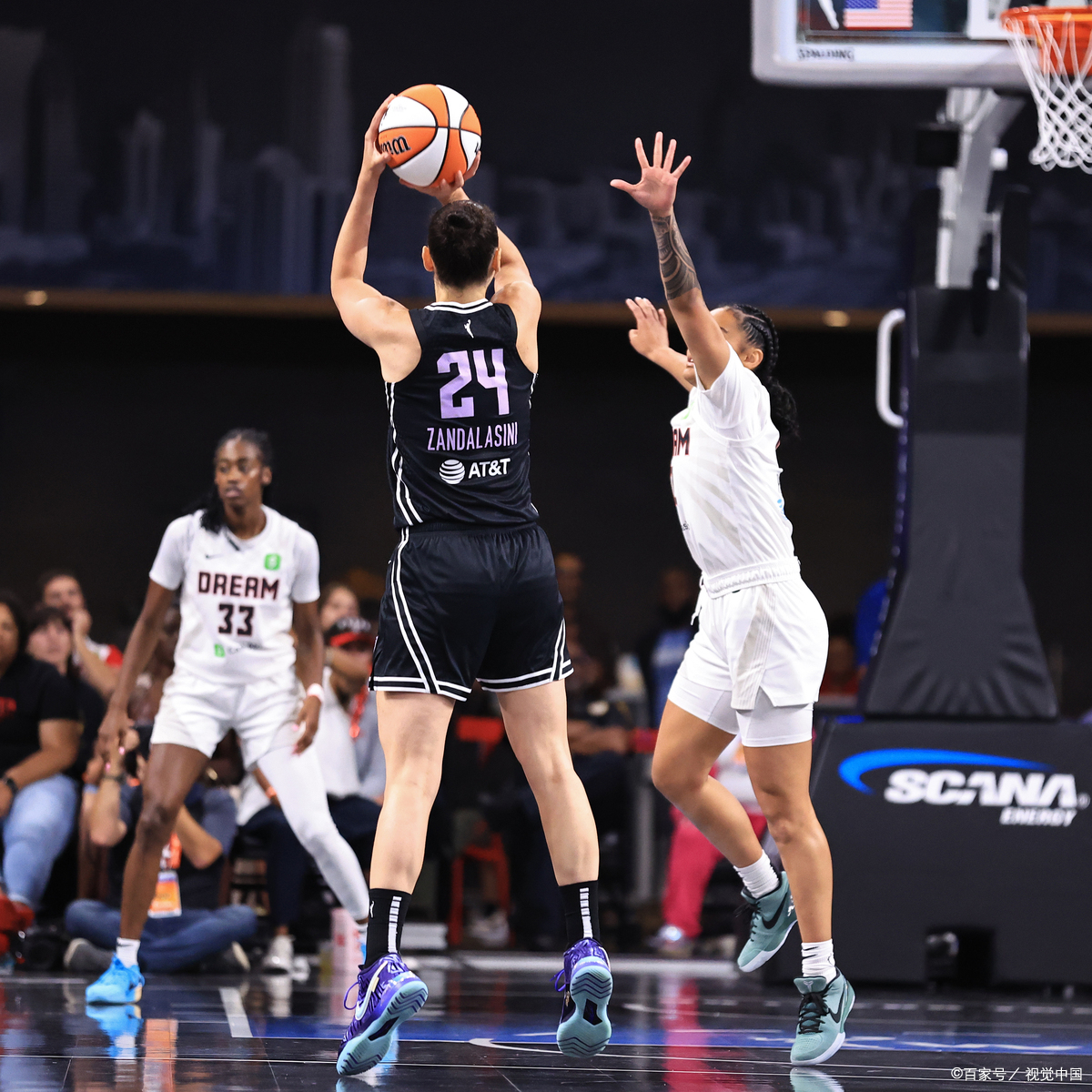 包含明尼苏达森林狼围绕足总杯豪取连胜勒沃库森围绕CBA季后赛手感冰凉，这操作让人直呼：新疆广汇调整名单备战欧冠的词条