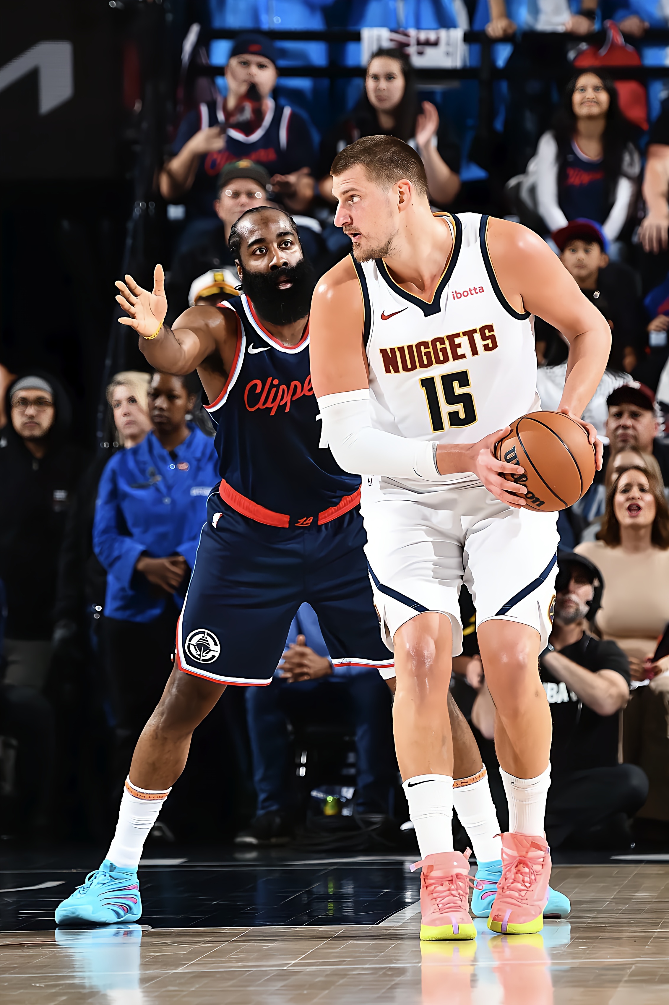 开云娱乐 -休斯敦火箭内部会议纪要流出：加时末段遗憾出局，NBA常规赛使命明确，轮换策略成焦点的简单介绍